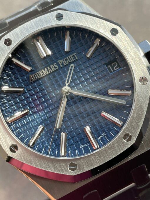 Royal Oak 41mm 15510 “50th Anniversary” SS ZF 1:1 Best Edition Blue Textured Dial on SS Bracelet A4302 - Image 7