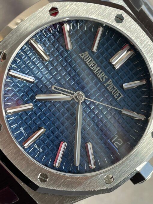 Royal Oak 41mm 15510 “50th Anniversary” SS ZF 1:1 Best Edition Blue Textured Dial on SS Bracelet A4302 - Image 10