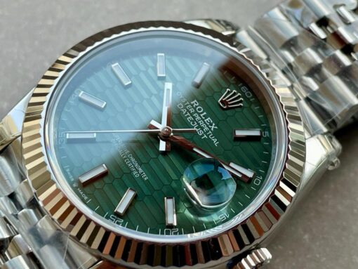 Datejust 41mm 126334 904L SS Fluted Bezel Patterned Green motif Dial on SS Jubilee Bracelet VSF VS3235 Reference R2DJ0190 - Image 4